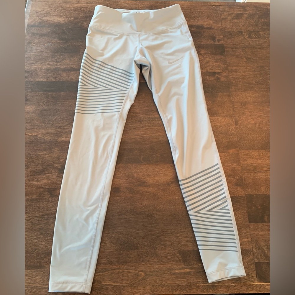 Nike Light Gray Leggings with Striped Design